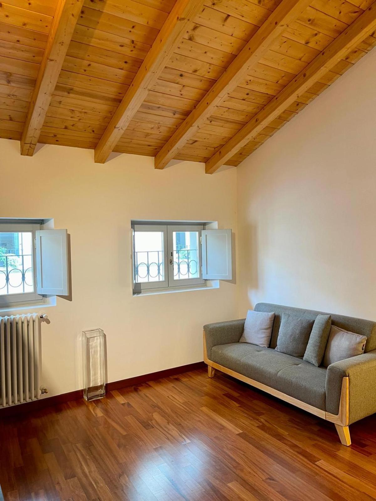 Calicantus Apartments Atena Como Buitenkant foto
